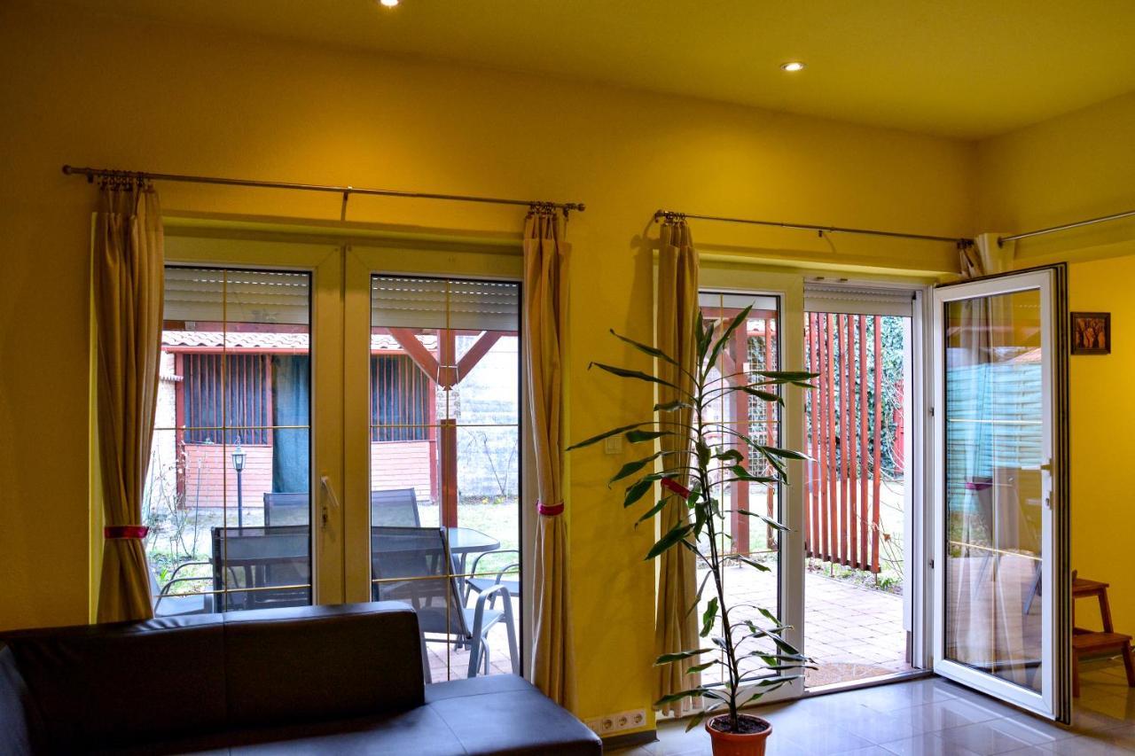 Afrodite Apartmanhaz Eger Exterior photo